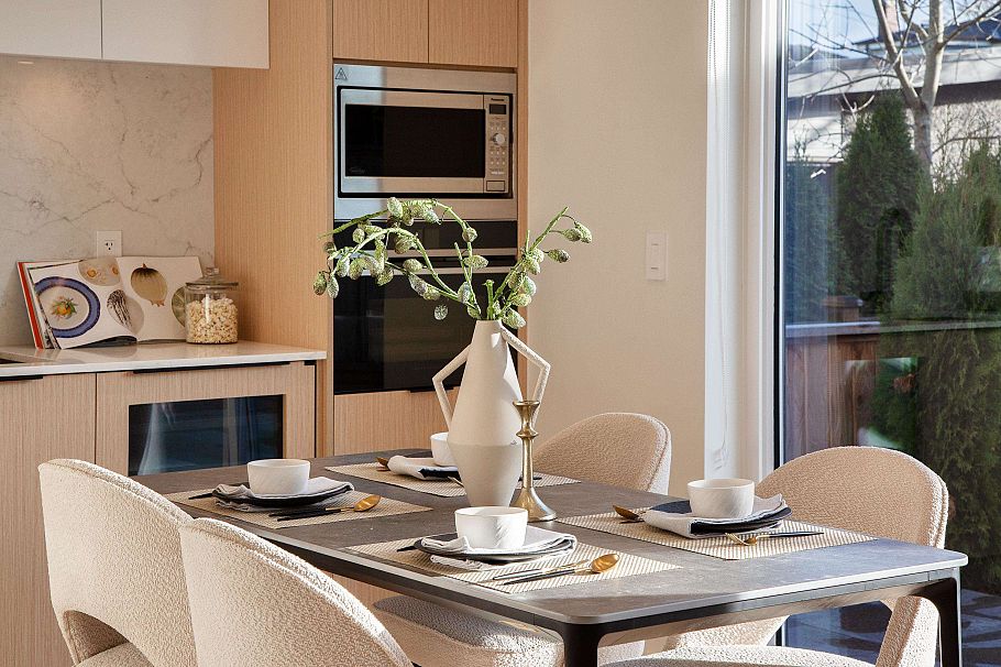 32 E 37th Avenue Vancouver, BC - 8