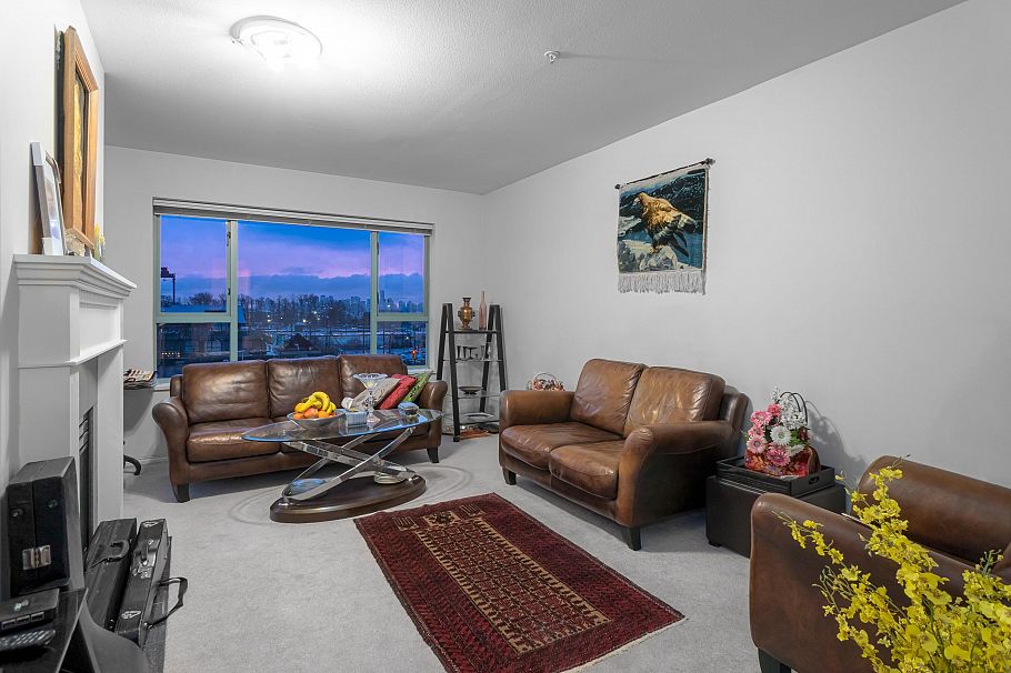 308 1085 W 17th Street North Vancouver, BC - 5