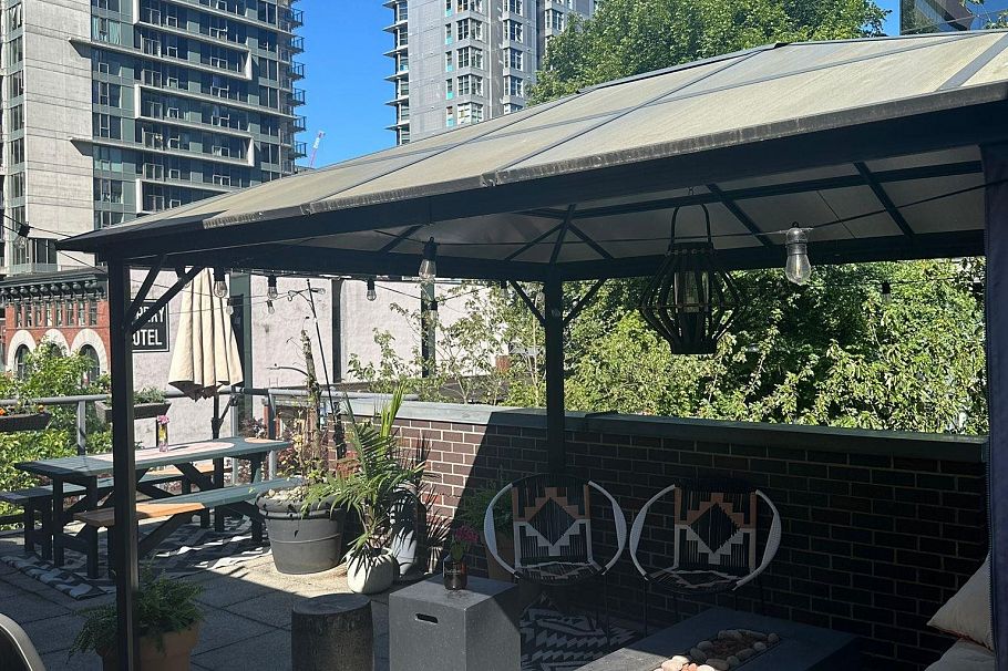 891 Helmcken Street Vancouver, BC - 10