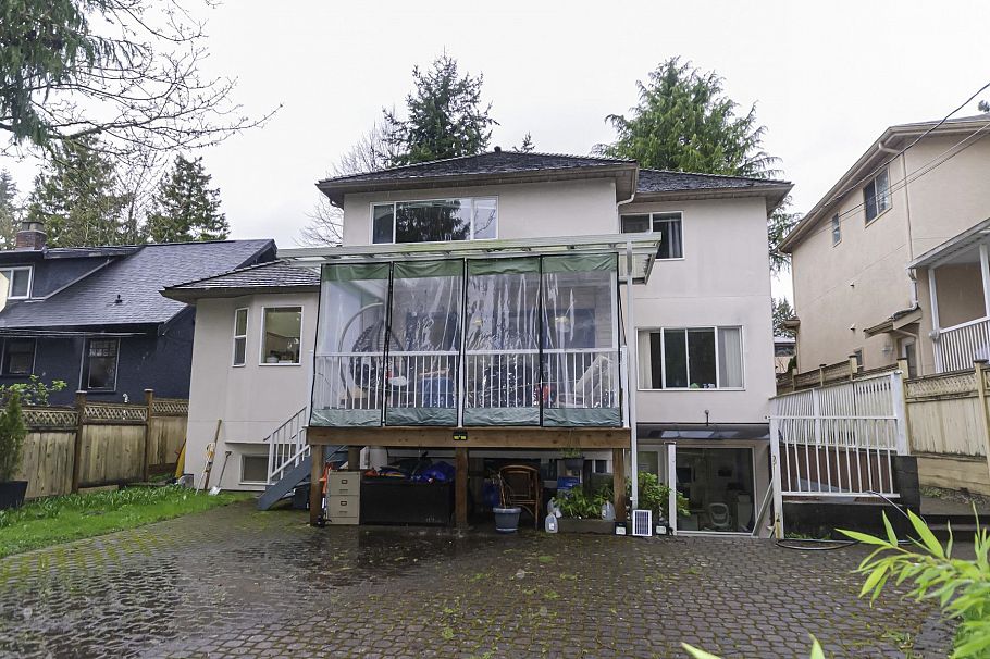 3456 W 36th Avenue Vancouver, BC - 23