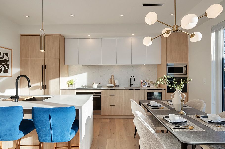 32 E 37th Avenue Vancouver, BC - 7