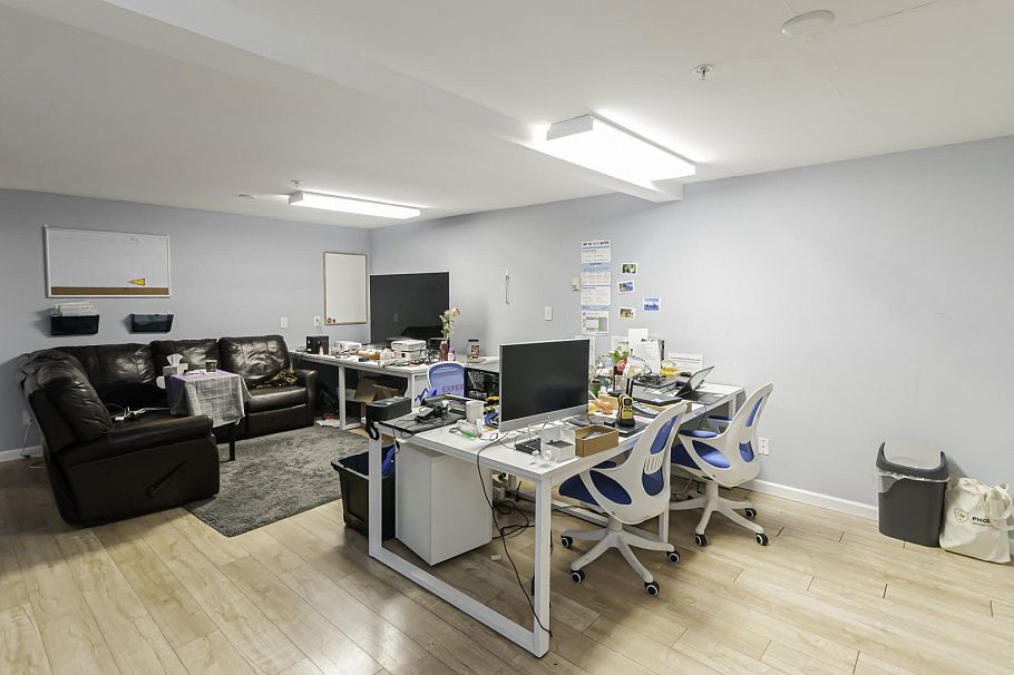 3456 W 36th Avenue Vancouver, BC - 22