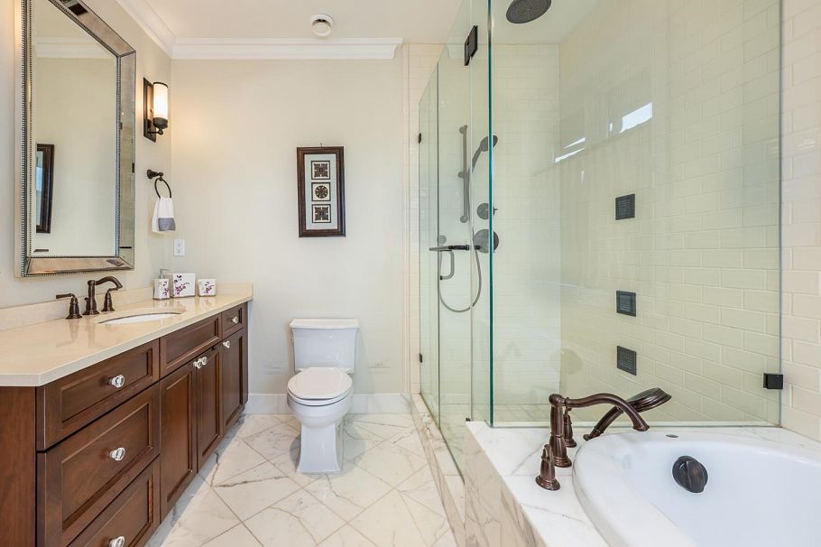 4022 W 30th Avenue Vancouver, BC - 26