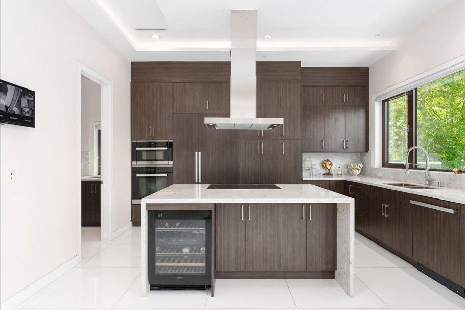 3011 W 27th Avenue Vancouver, BC - 6