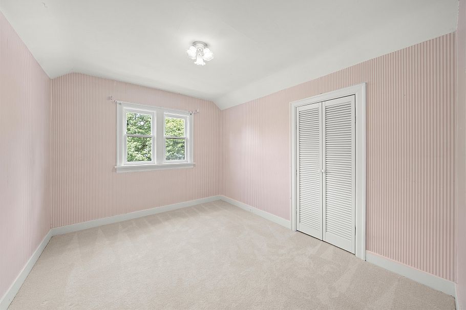 3492 W 34th Avenue Vancouver, BC - 27