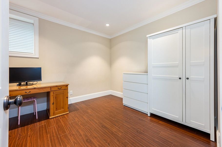 4022 W 30th Avenue Vancouver, BC - 38