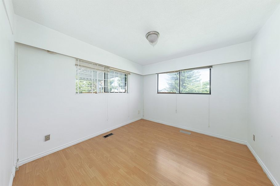 5591 Clarendon Street Vancouver, BC - 5