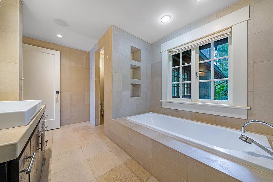 1610 Wesbrook Crescent Vancouver, BC - 21