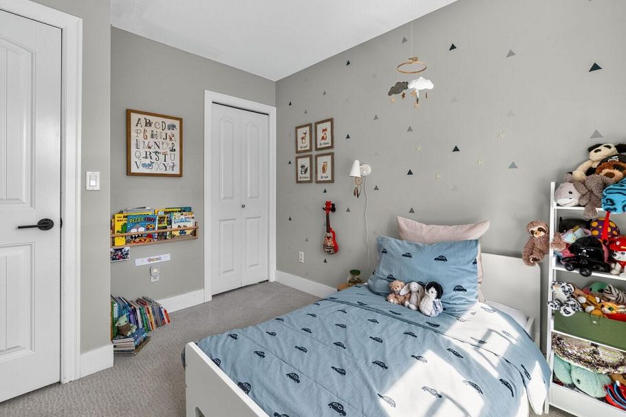 1741 E 15th Avenue Vancouver, BC - 29