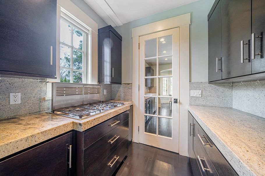 1610 Wesbrook Crescent Vancouver, BC - 13