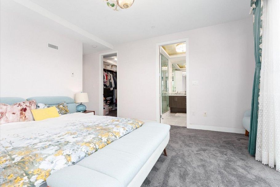 3011 W 27th Avenue Vancouver, BC - 12