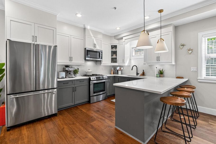 1741 E 15th Avenue Vancouver, BC - 13