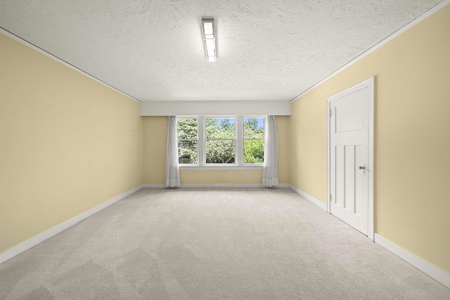 3492 W 34th Avenue Vancouver, BC - 26