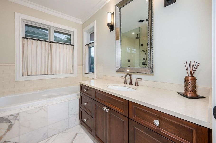 4022 W 30th Avenue Vancouver, BC - 30