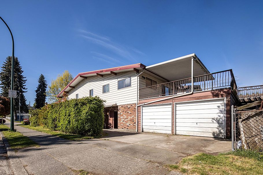 5591 Clarendon Street Vancouver, BC - 1