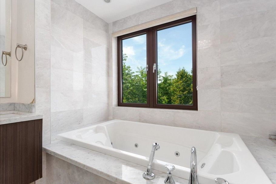 3011 W 27th Avenue Vancouver, BC - 14