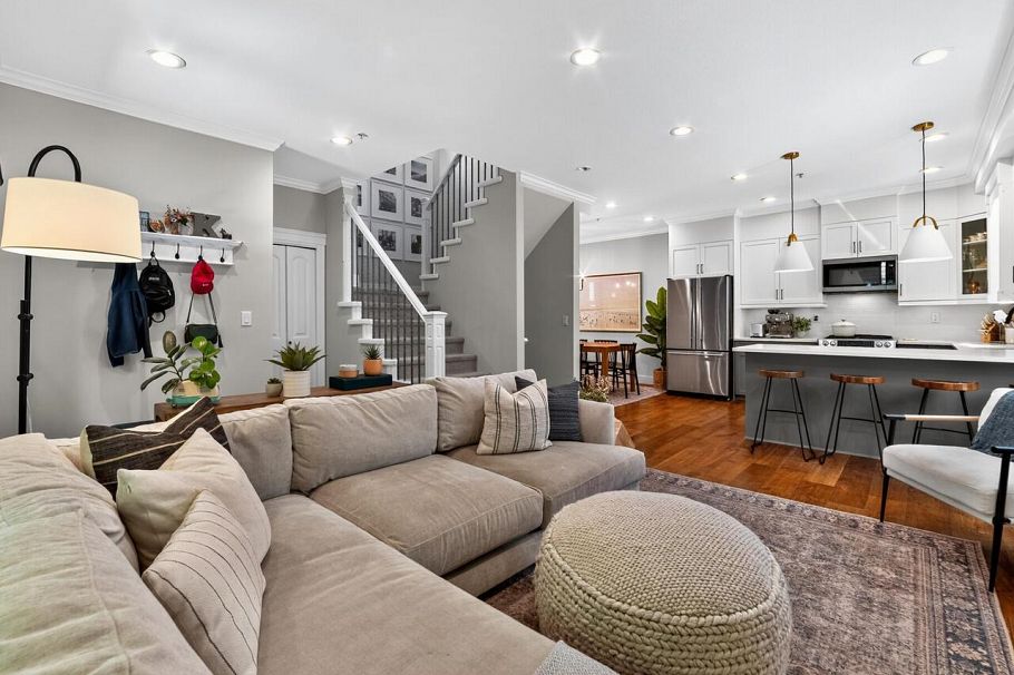 1741 E 15th Avenue Vancouver, BC - 11