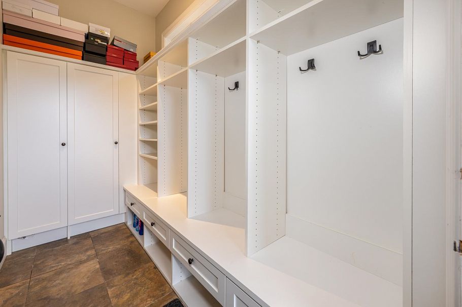 4022 W 30th Avenue Vancouver, BC - 32