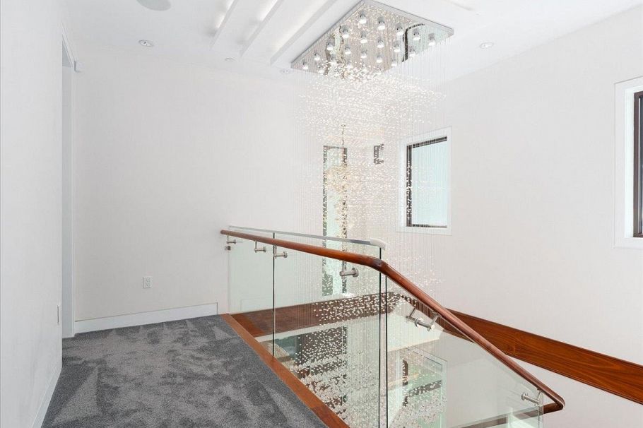 3011 W 27th Avenue Vancouver, BC - 10