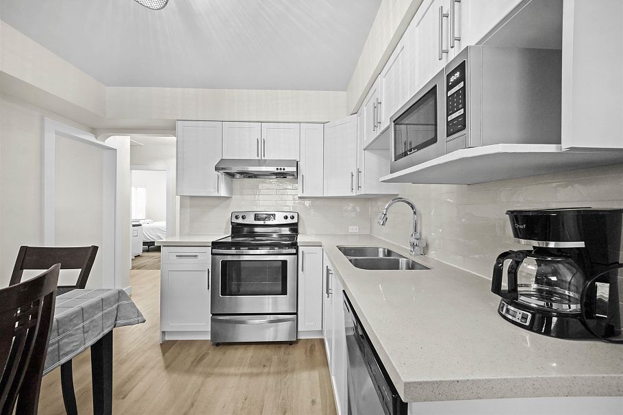 1715 SE Marine Drive Vancouver, BC - 27