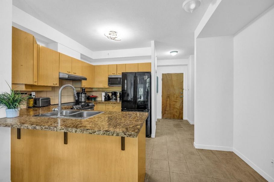 209 2228 Marstrand Avenue Vancouver, BC - 14