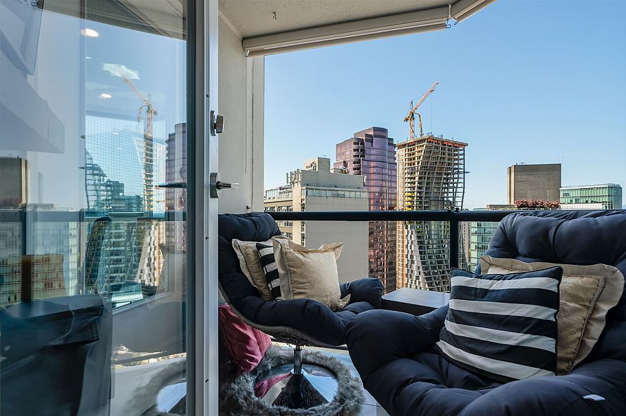 1801 1415 W Georgia Street Vancouver, BC - 23