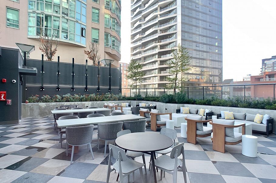 2504 1335 Howe Street Vancouver, BC - 20