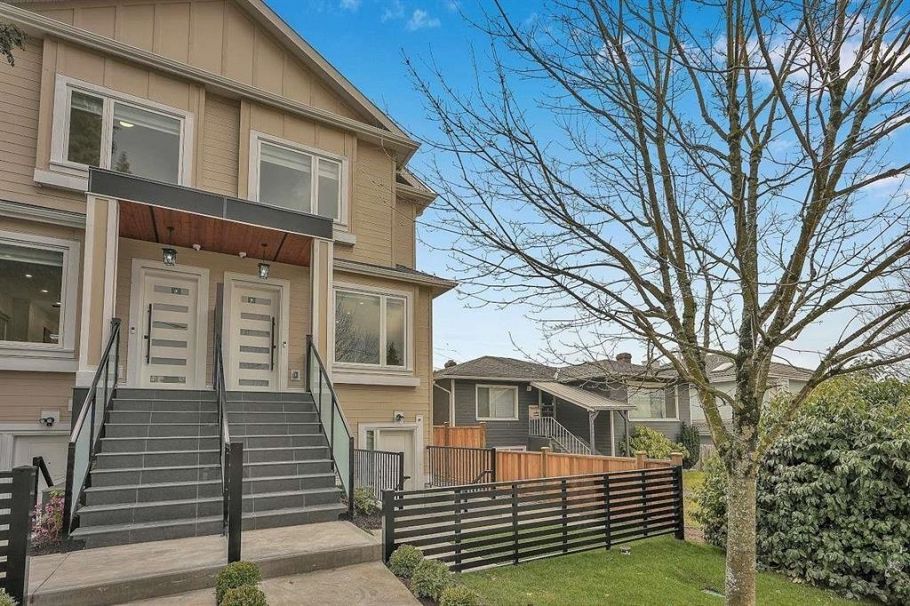 1548 E 41st Avenue Vancouver, BC - 28