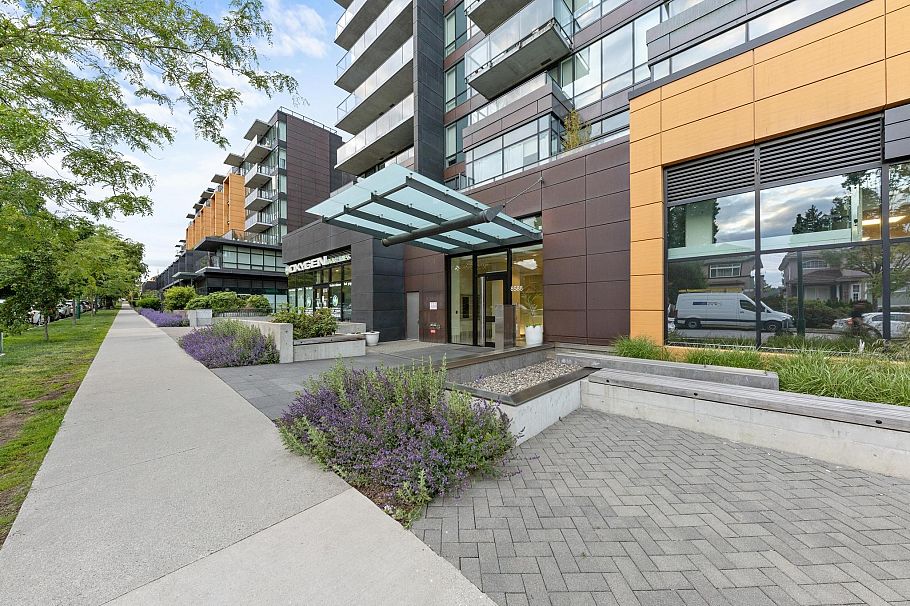 1703 8588 Cornish Street Vancouver, BC - 4