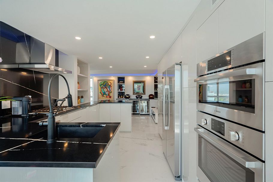 1801 1415 W Georgia Street Vancouver, BC - 12