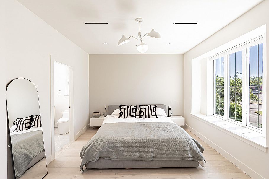 3123 W 16th Avenue Vancouver, BC - 17