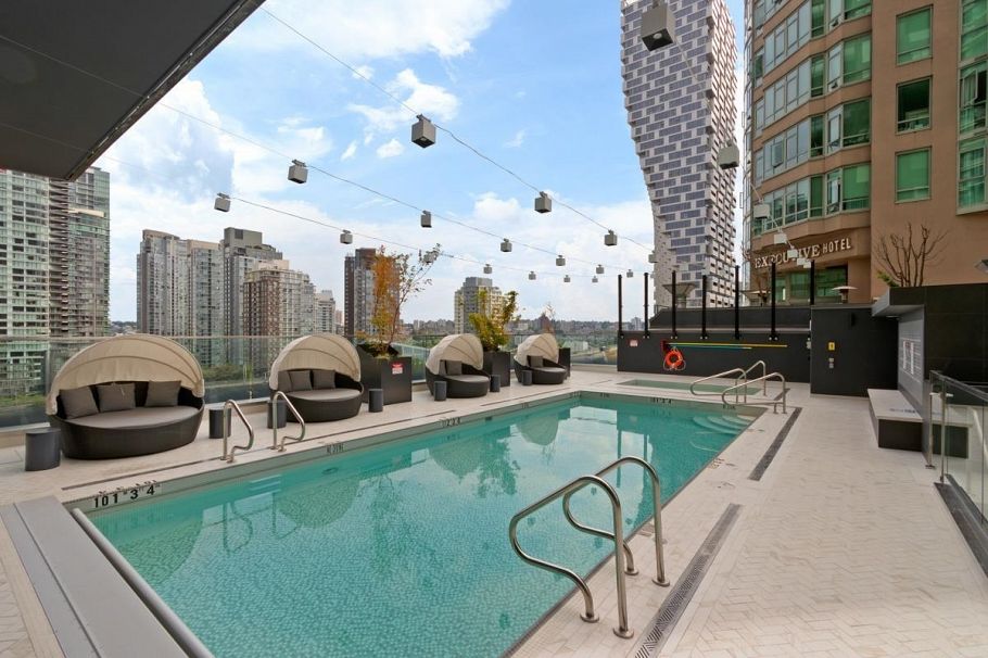 2504 1335 Howe Street Vancouver, BC - 22