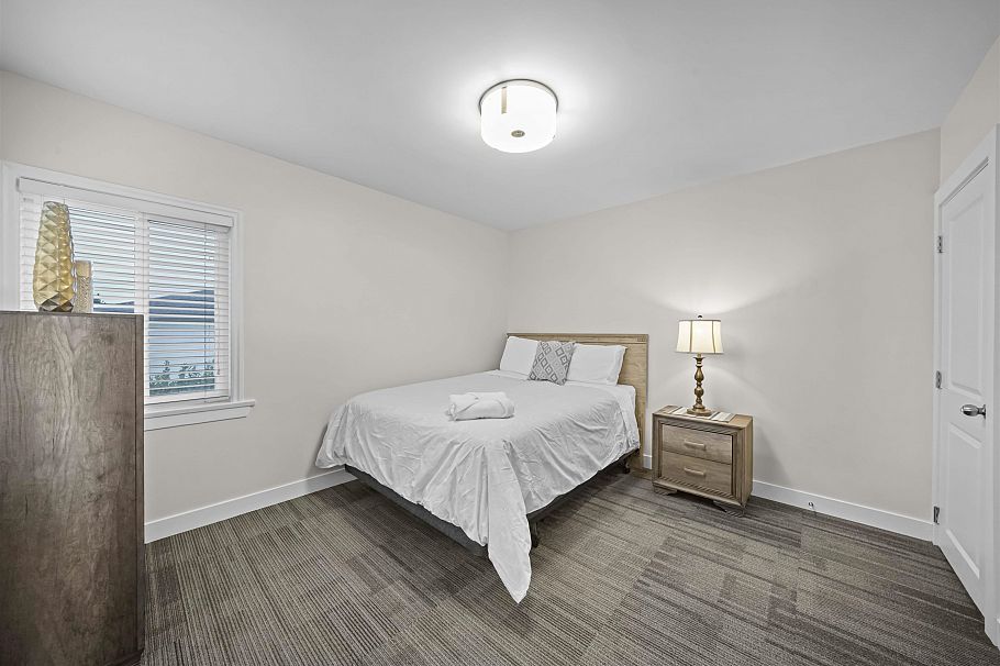 1715 SE Marine Drive Vancouver, BC - 18