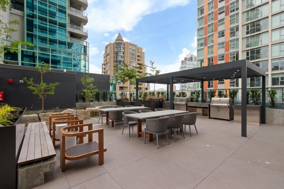 2504 1335 Howe Street Vancouver, BC - 27