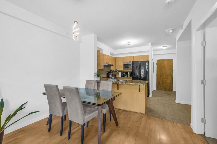 209 2228 Marstrand Avenue Vancouver, BC - 12