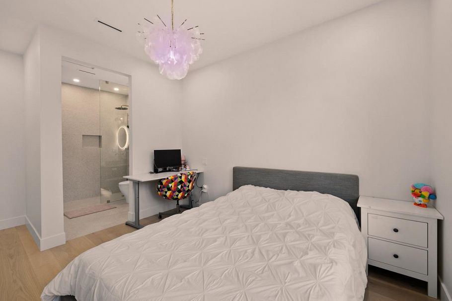 6408 Vine Street Vancouver, BC - 28