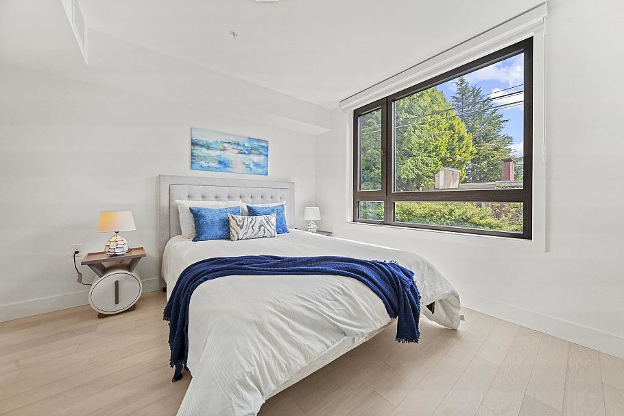 6352 Oak Street Vancouver, BC - 13