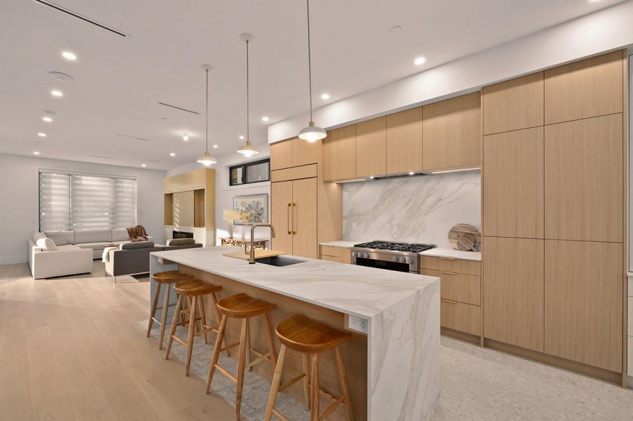 6408 Vine Street Vancouver, BC - 12