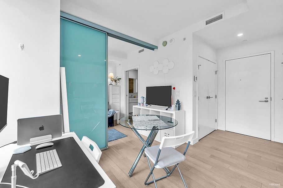 303 1480 Howe Street Vancouver, BC - 22