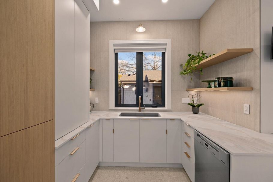 6408 Vine Street Vancouver, BC - 14