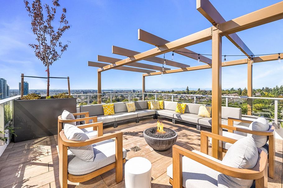 909 7418 Paulson Street Vancouver, BC - 7