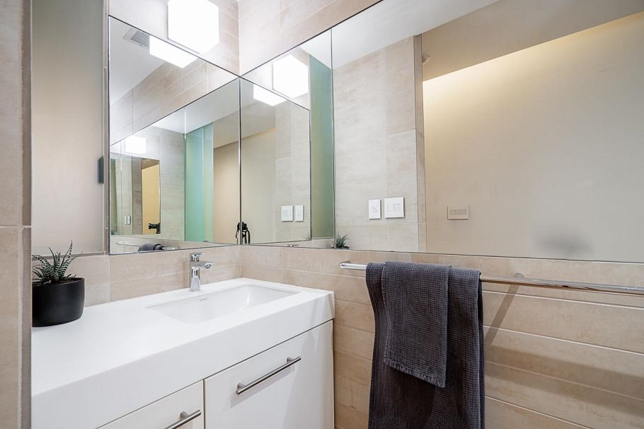 211 36 Water Street Vancouver, BC - 16