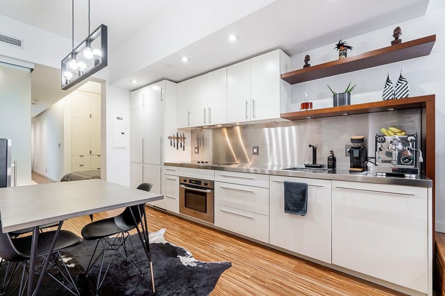 211 36 Water Street Vancouver, BC - 8