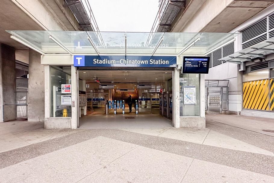 2705 689 Abbott Street Vancouver, BC - 28