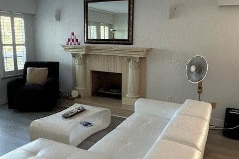 318 W 17th Avenue Vancouver, BC - 4