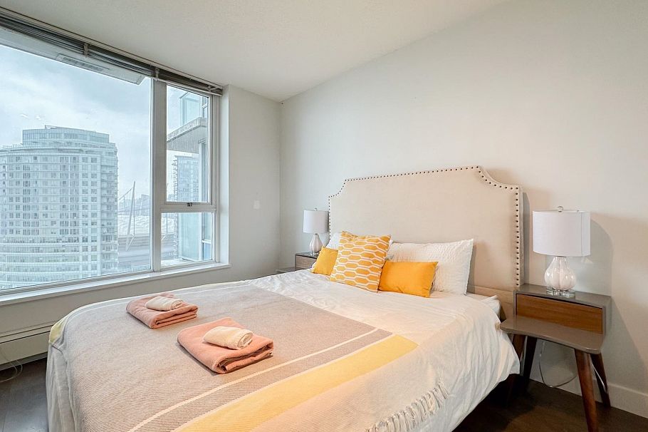 2705 689 Abbott Street Vancouver, BC - 18