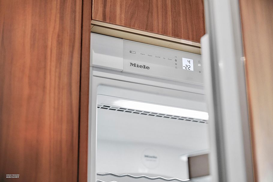 2421 89 Nelson Street Vancouver, BC - 17