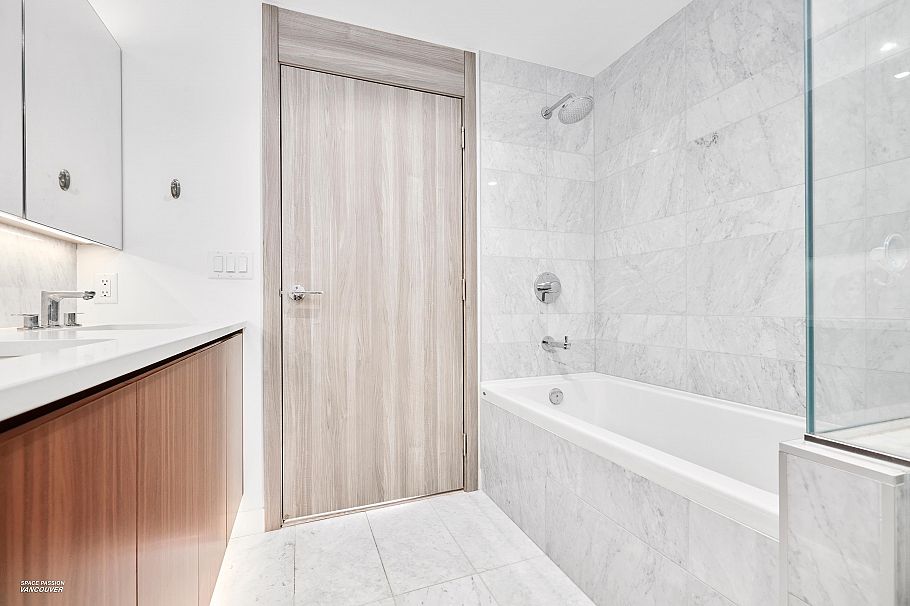 2421 89 Nelson Street Vancouver, BC - 7