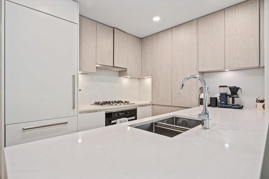 106 4240 Cambie Street Vancouver, BC - 11