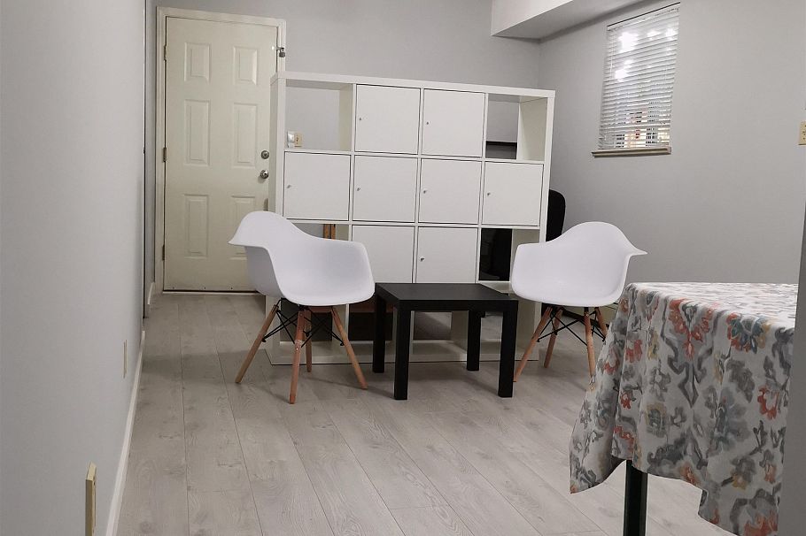 318 W 17th Avenue Vancouver, BC - 16